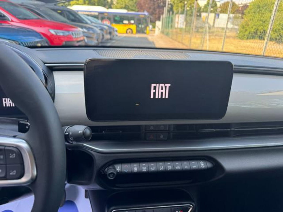 Fiat 600 1.2 Business 100cv (12)