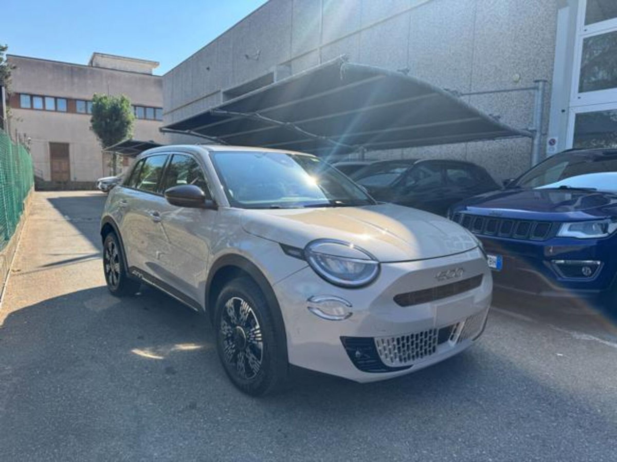 Fiat 600 1.2 Business 100cv (2)