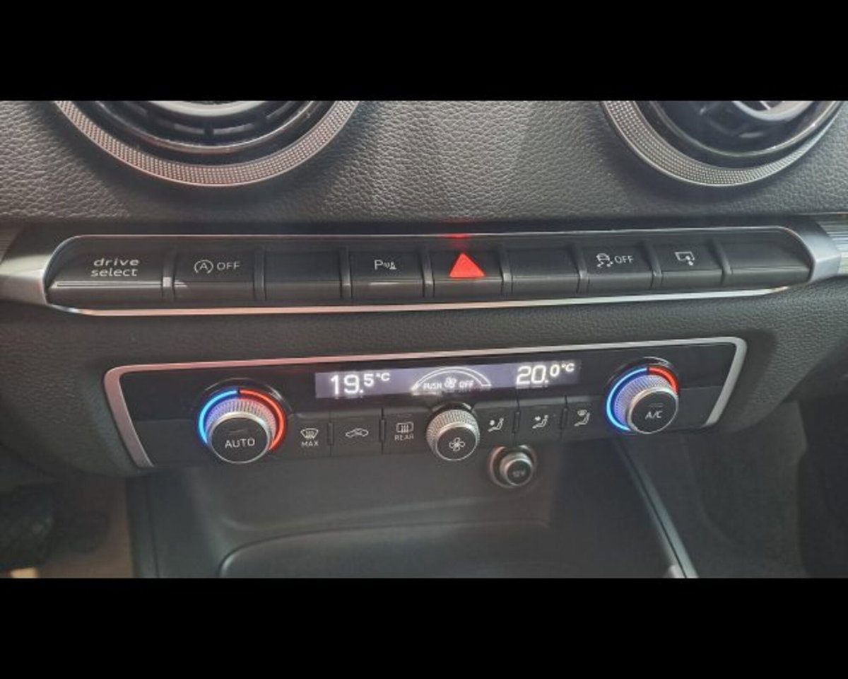Audi A3 1.6 TDI Business (13)