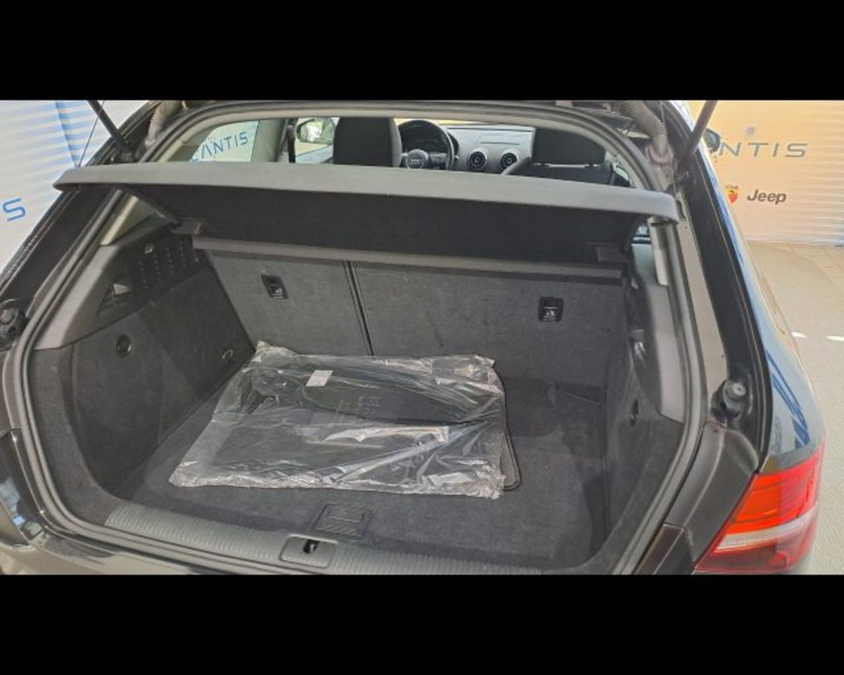 Audi A3 1.6 TDI Business (18)