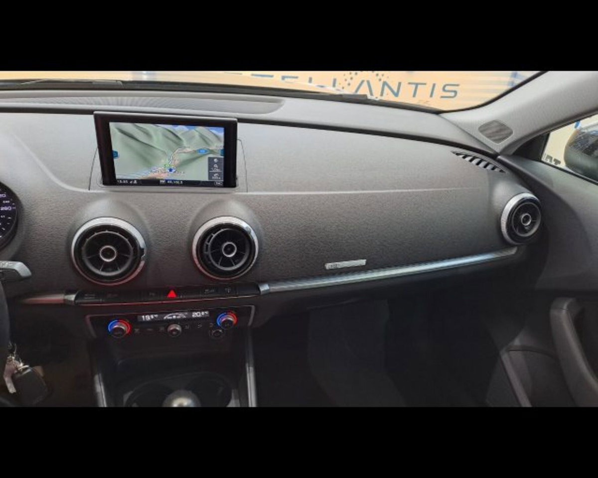 Audi A3 1.6 TDI Business (8)