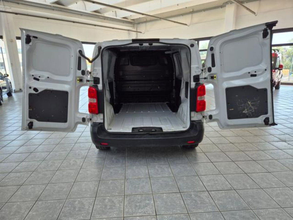Opel Vivaro Furgone 1.5 Diesel 120CV S&S PL-TN M Furgone Enjoy (10)