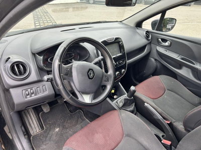 Renault Clio 1.2 75CV 5 porte Wave (5)