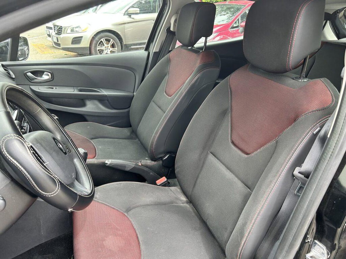 Renault Clio 1.2 75CV 5 porte Wave (6)