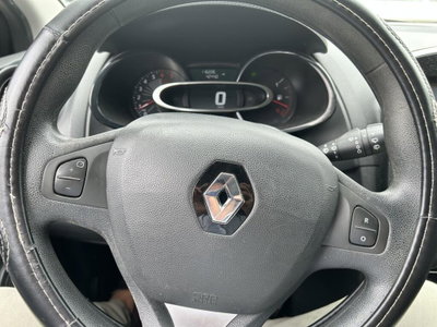 Renault Clio 1.2 75CV 5 porte Wave (8)