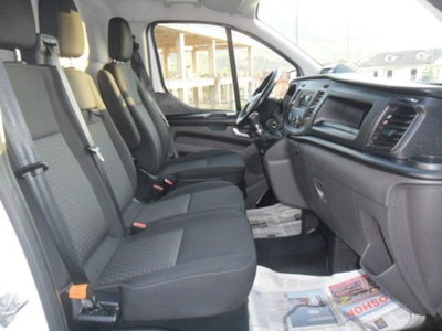 Ford Tourneo Custom 320 2.0 EcoBlue 130CV PC c/sollev. Titanium (15)