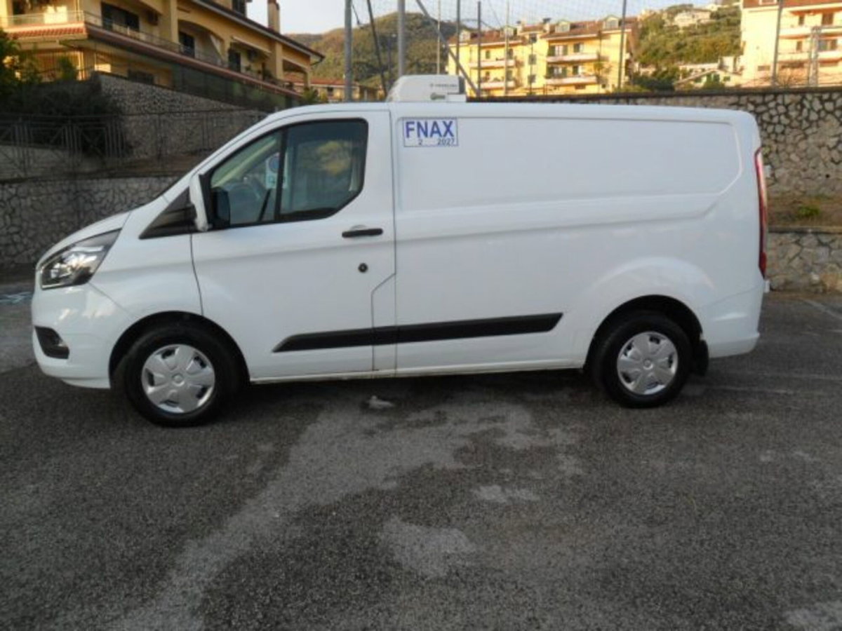 Ford Tourneo Custom 320 2.0 EcoBlue 130CV PC c/sollev. Titanium (5)
