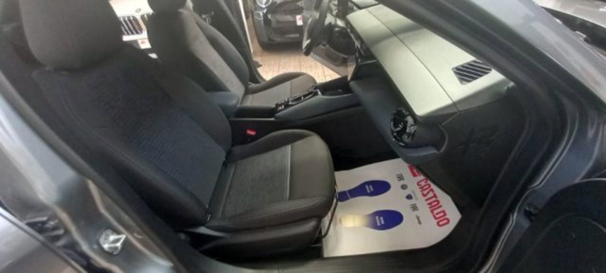 Alfa Romeo Junior 1.2 ibrida 145cv edct6 (7)