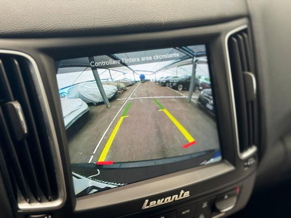 Maserati Levante Levante V6 Diesel AWD Granlusso (9)