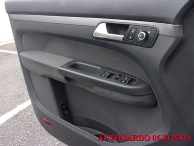 Volkswagen Touran 1.6 TDI Comfortline (18)