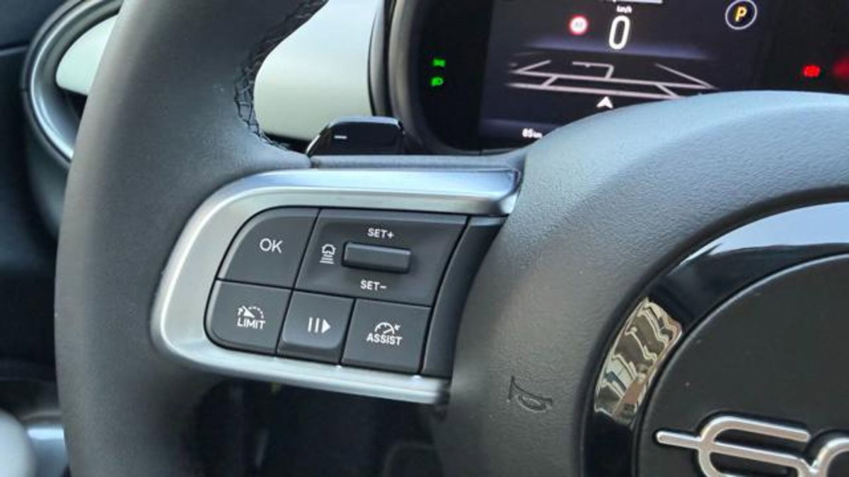 Fiat 600 1.2 hybrid La Prima 110cv auto (6)