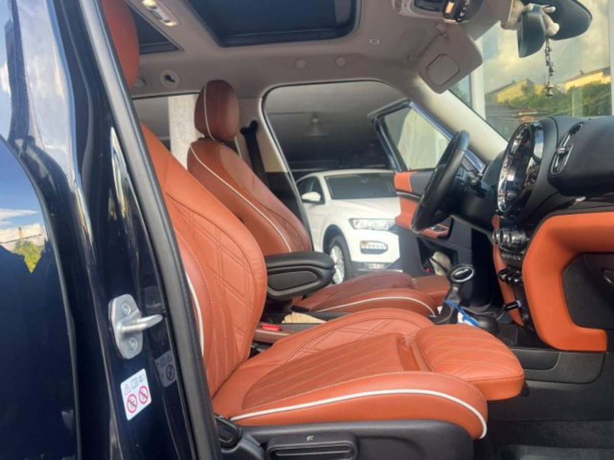 MINI Mini Countryman E JCW (19)