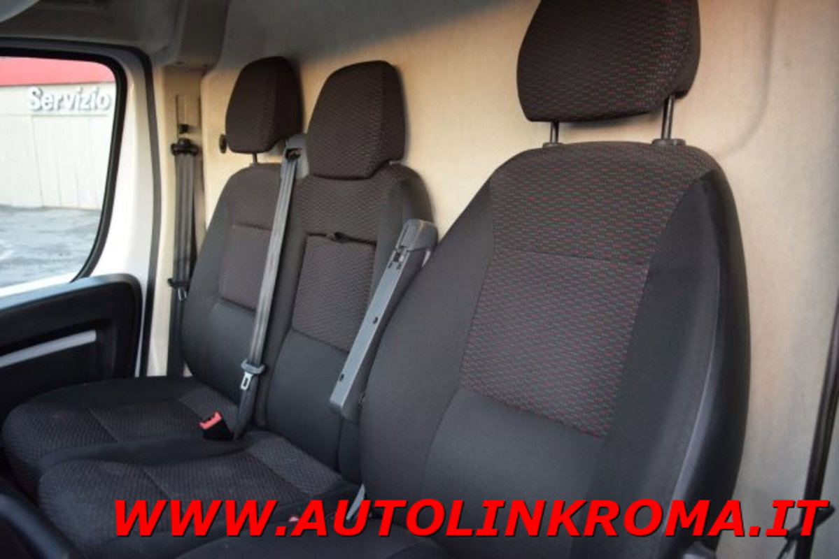 Peugeot Boxer Furgone 330 2.2 BlueHDi 140 S&S PC-TN Furgone Premium (11)