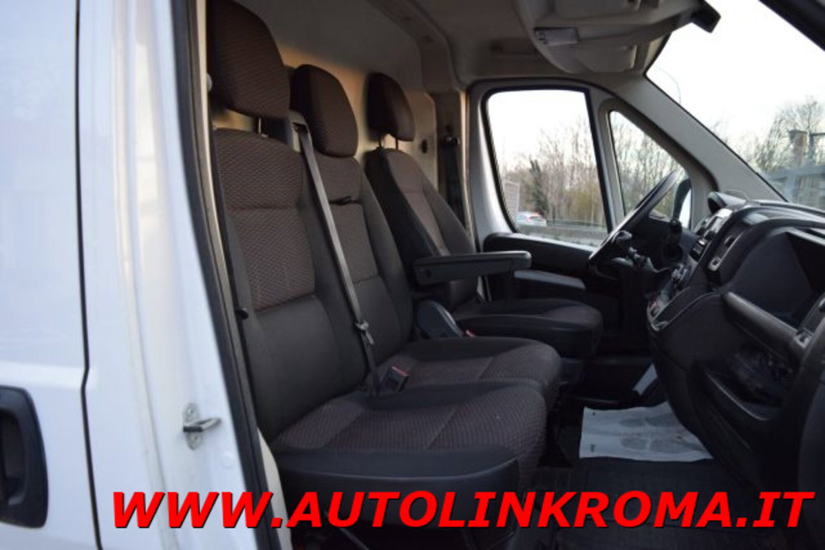 Peugeot Boxer Furgone 330 2.2 BlueHDi 140 S&S PC-TN Furgone Premium (12)