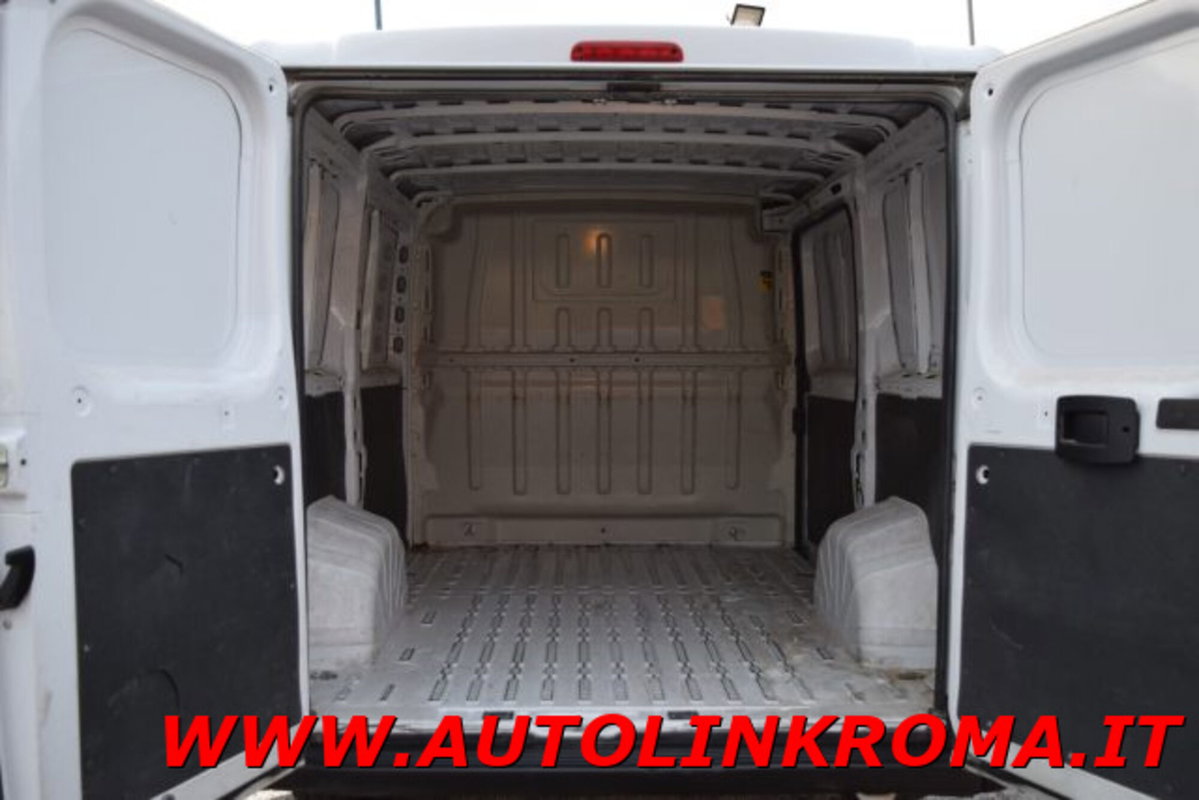 Peugeot Boxer Furgone 330 2.2 BlueHDi 140 S&S PC-TN Furgone Premium (6)
