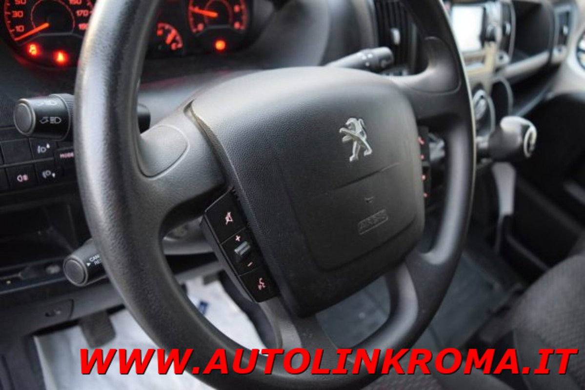 Peugeot Boxer Furgone 330 2.2 BlueHDi 140 S&S PC-TN Furgone Premium (8)