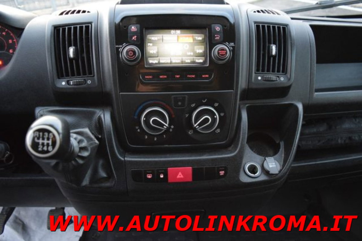 Peugeot Boxer Furgone 330 2.2 BlueHDi 140 S&S PC-TN Furgone Premium (9)