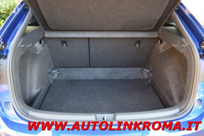 Volkswagen Taigo 1.0 TSI 110 CV DSG R-Line (15)