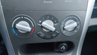 Opel Agila 1.0 12V 65CV (11)