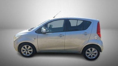 Opel Agila 1.0 12V 65CV (9)