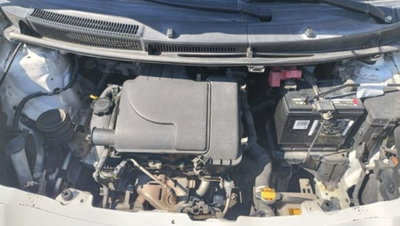 Toyota Yaris 1.0 5 porte (20)