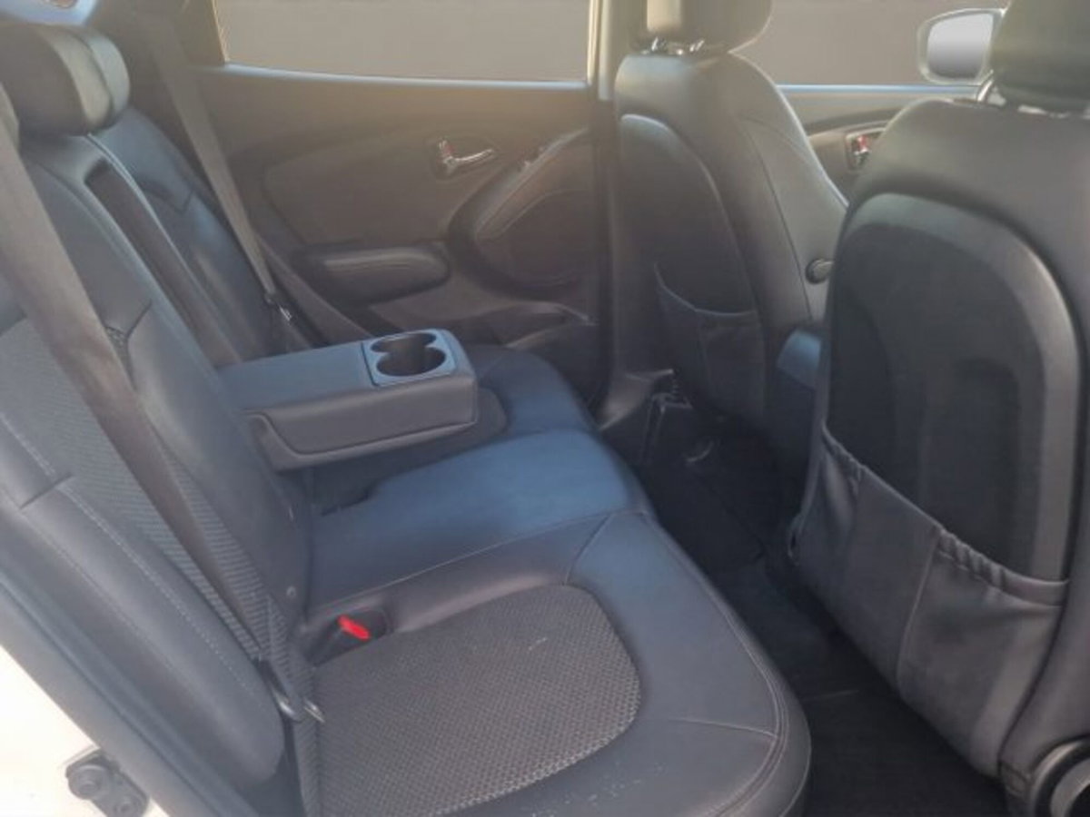 Hyundai ix35 2.0 CRDi 2WD Comfort (19)
