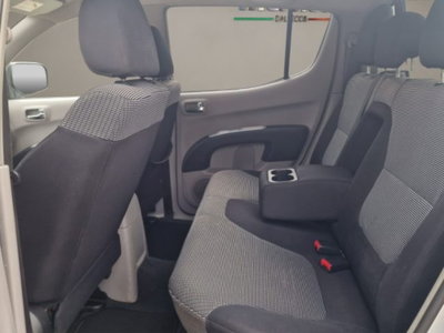 Mitsubishi L200 2.5 DI-D/136CV Double Cab Intense (13)