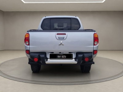 Mitsubishi L200 2.5 DI-D/136CV Double Cab Intense (4)