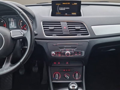 Audi Q3 2.0 TDI 120 CV Sport (15)