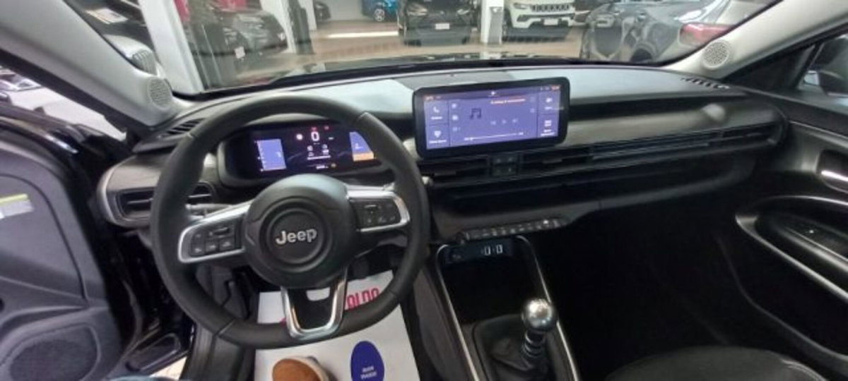 Jeep Avenger 1.2 turbo Altitude fwd 100cv (11)