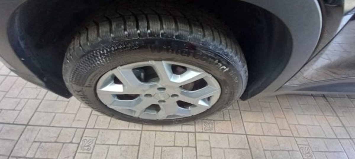 Jeep Avenger 1.2 turbo Altitude fwd 100cv (17)