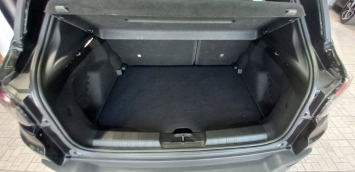 Jeep Avenger 1.2 turbo Altitude fwd 100cv (5)