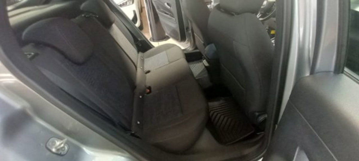 Alfa Romeo Junior 1.2 ibrida 145cv edct6 (9)