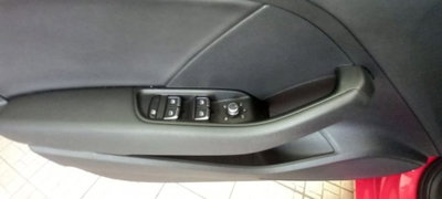 Audi A3 Sedan 1.6 TDI S tronic Design (16)