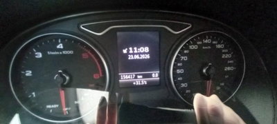 Audi A3 Sedan 1.6 TDI S tronic Design (18)