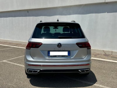 Volkswagen Tiguan 2.0 TDI 150 CV SCR DSG 4MOTION R-Line (2)