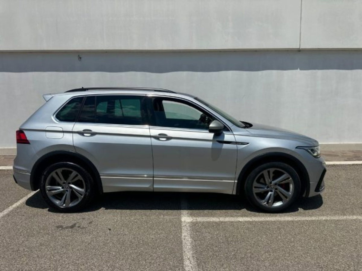 Volkswagen Tiguan 2.0 TDI 150 CV SCR DSG 4MOTION R-Line (4)