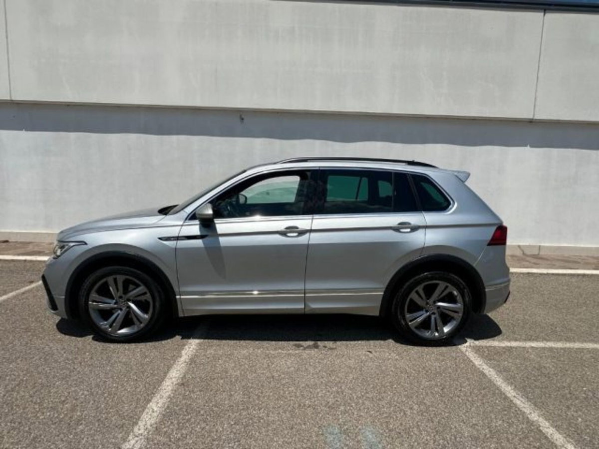 Volkswagen Tiguan 2.0 TDI 150 CV SCR DSG 4MOTION R-Line (5)