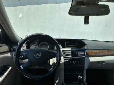 Mercedes-Benz Classe E 200 Executive (12)