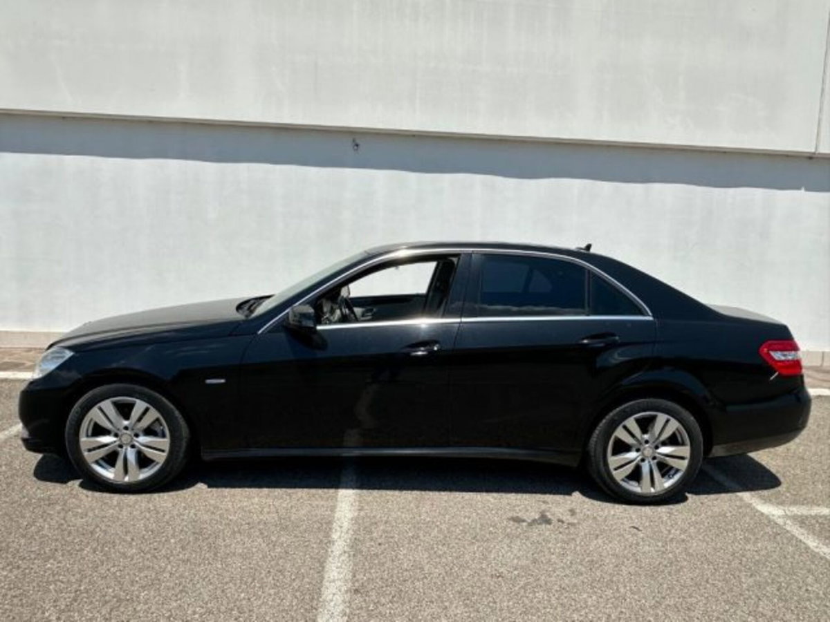 Mercedes-Benz Classe E 200 Executive (4)