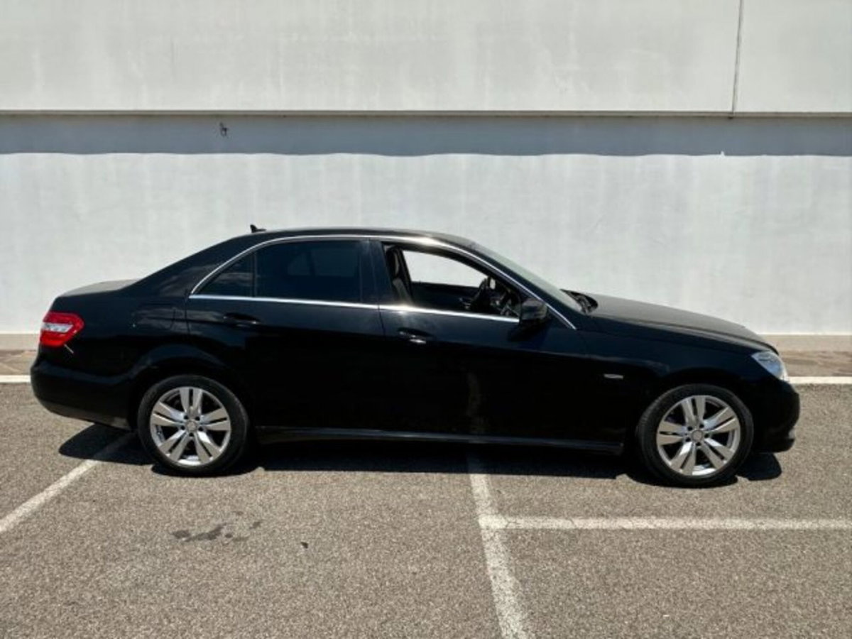 Mercedes-Benz Classe E 200 Executive (5)