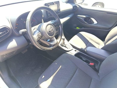 Toyota Yaris 1.5 Hybrid 5 porte Lounge (9)