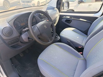 Peugeot Bipper 1.4 HDi 70CV Outdoor (9)