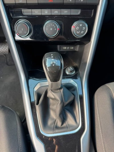 Volkswagen T-Roc 2.0 tdi Life 150cv dsg (12)