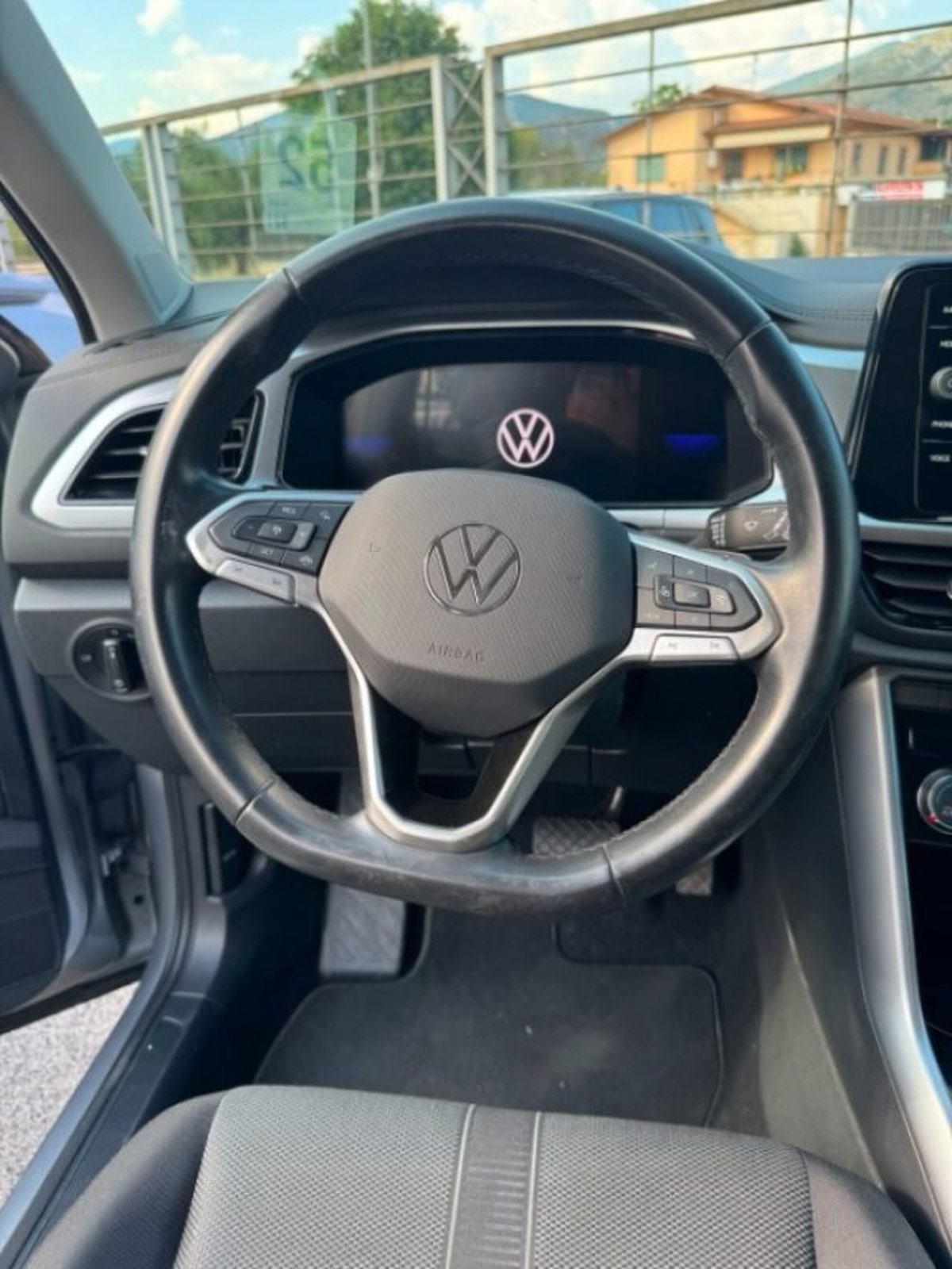 Volkswagen T-Roc 2.0 tdi Life 150cv dsg (14)