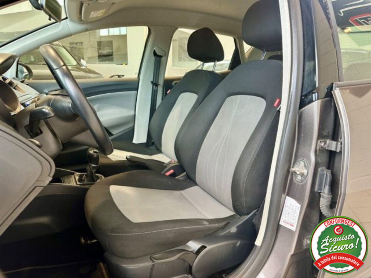 SEAT Ibiza 1.2 70 CV 5 porte Business (8)
