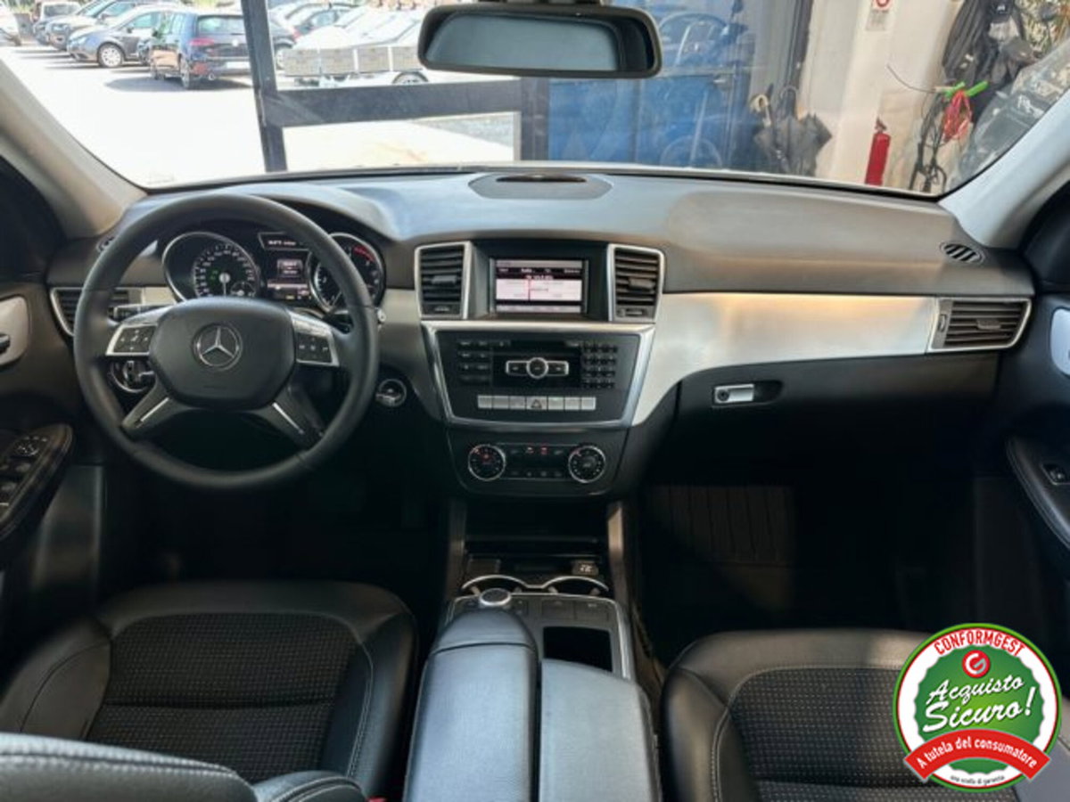Mercedes-Benz Classe ML 250 BlueTEC 4Matic Sport (10)