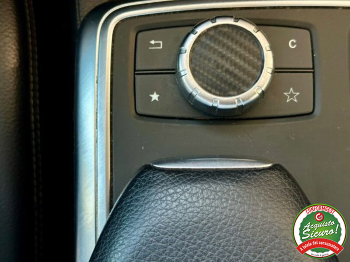 Mercedes-Benz Classe ML 250 BlueTEC 4Matic Sport (11)