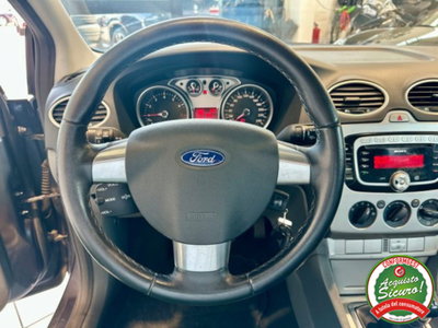 Ford Focus 1.6 Ti-VCT (115CV) 5p. Tit. (15)