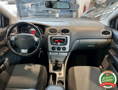 Ford Focus 1.6 Ti-VCT (115CV) 5p. Tit. (9)